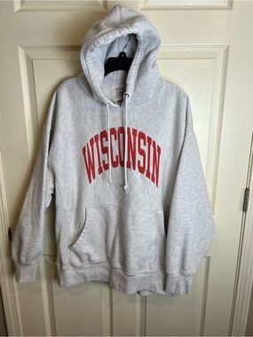 Pro edge campus classics Wisconsin  Graphic Hooded Sweatshirt - Light Gray 2XL